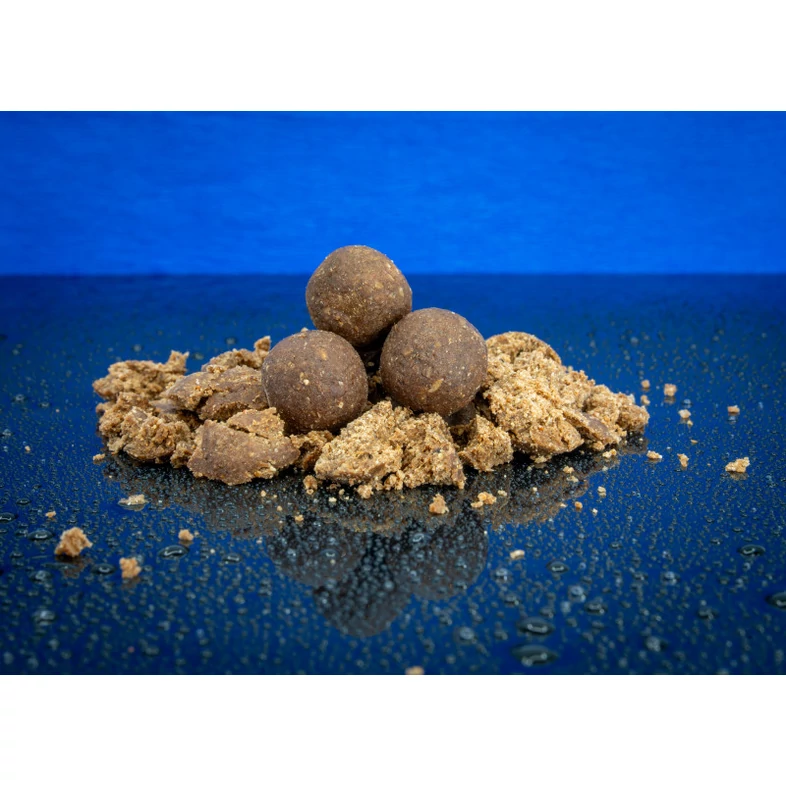 Bait Bait tartósított Tüzes barack 24mm 1kg Barack Chili